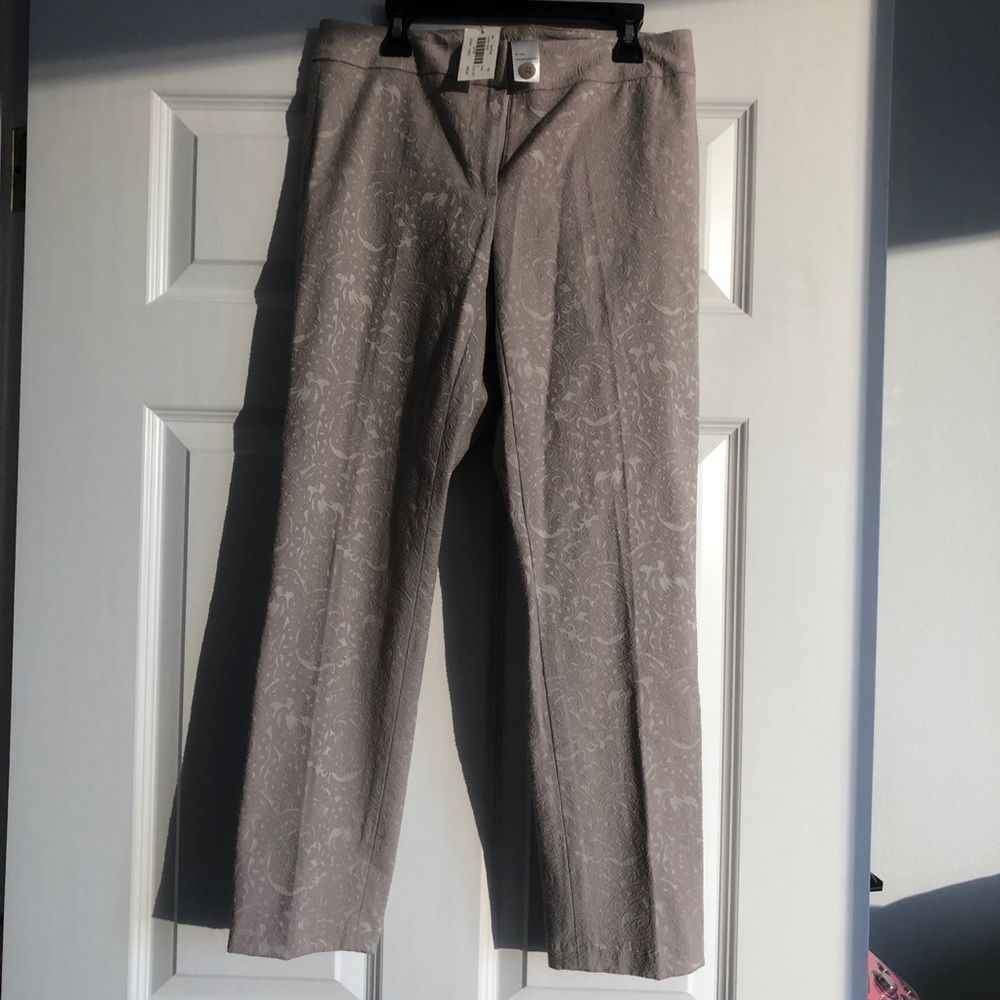 Cropped pants